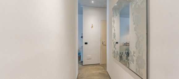 Studio in Milan, Italy, Nr. 240797 5