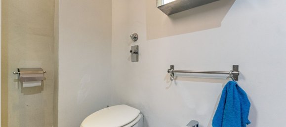 Studio in Milan, Italy, Nr. 240797 19