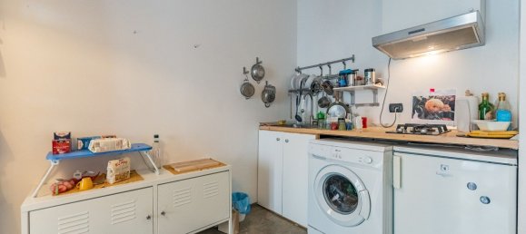 Studio in Milan, Italy, Nr. 240797 13