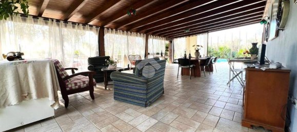 Вилла с 3 спальнями в Мезанье, Италия № 61128 13