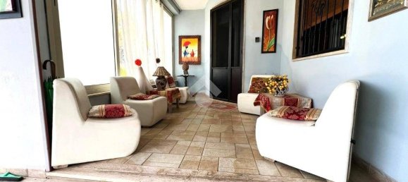 Вилла с 3 спальнями в Мезанье, Италия № 61128 4