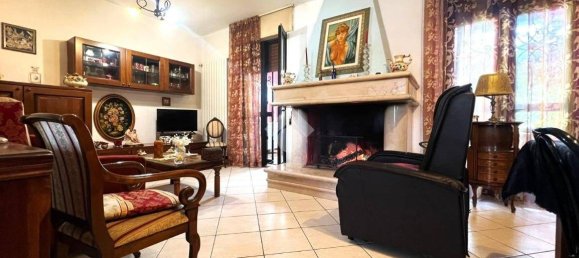 Вилла с 3 спальнями в Мезанье, Италия № 61128 5