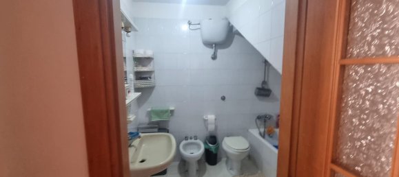 Villa de 5 dormitorios en Contrada, Italy No. 377965 11