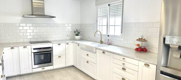 4 bedrooms Villa in Ojen, Spain No. 180009 20