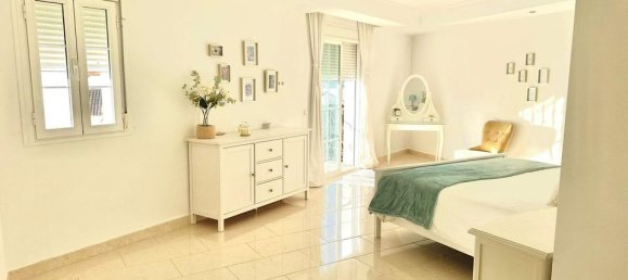 4 bedrooms Villa in Ojen, Spain No. 180009 23