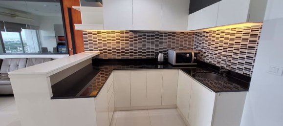 1 chambre Condo à Bang Kapi, Thailand No. 4541 3