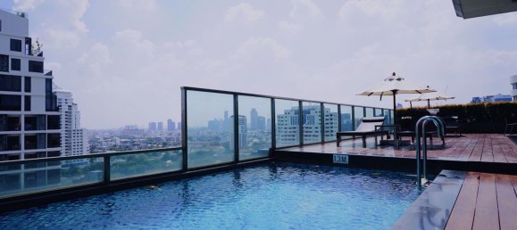 Studio in the Condo in Watthana, Thailand No. 10029 9