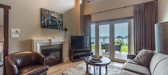 3 bedrooms House in British Columbia, Canada No. 1137 3