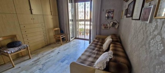 3 rooms Apartment in Naples, Italy No. 37046 14