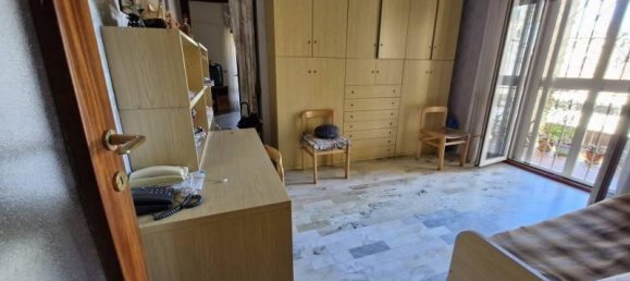 3 rooms Apartment in Naples, Italy No. 37046 22