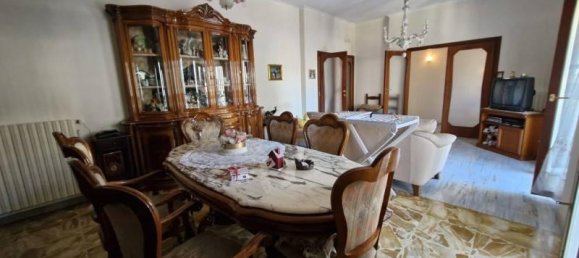 3 rooms Apartment in Naples, Italy No. 37046 3