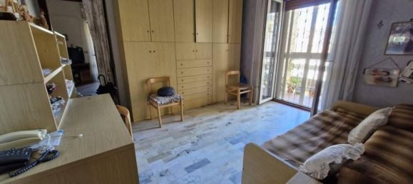 3 rooms Apartment in Naples, Italy No. 37046 13