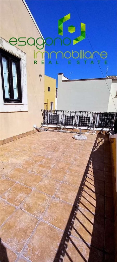 2-salle Appartement à Syracuse, Italy No. 249800