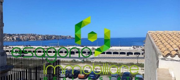 2-salle Appartement à Syracuse, Italy No. 249800 3