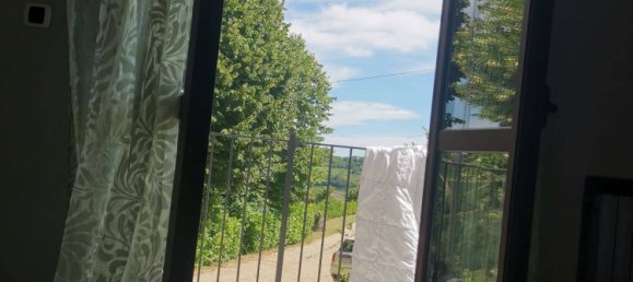 3 Schlafzimmer Haus in Santo Stefano Belbo, Italy, Nr. 272107 21