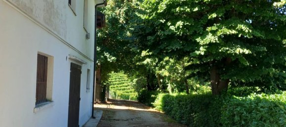 3 Schlafzimmer Haus in Santo Stefano Belbo, Italy, Nr. 272107 35