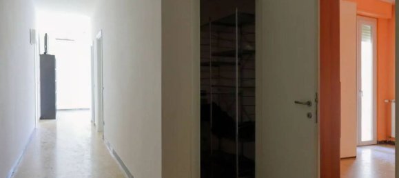 4 rooms Apartment in Arcola, Italy No. 231352 9