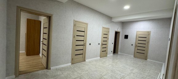 4 bedrooms Apartment in Baku, Azerbaijan No. 1390 41