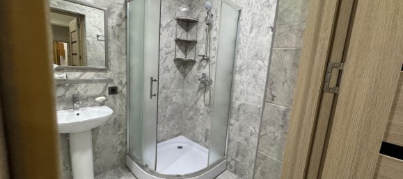 4 bedrooms Apartment in Baku, Azerbaijan No. 1390 32