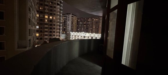 4 bedrooms Apartment in Baku, Azerbaijan No. 1390 19