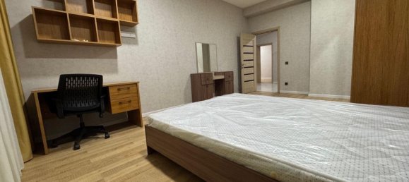 4 bedrooms Apartment in Baku, Azerbaijan No. 1390 43