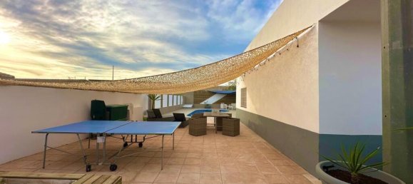 4 غرف نوم فيلا في Alicante, Spain رقم 281007 12