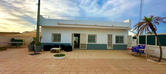 4 غرف نوم فيلا في Alicante, Spain رقم 281007 10