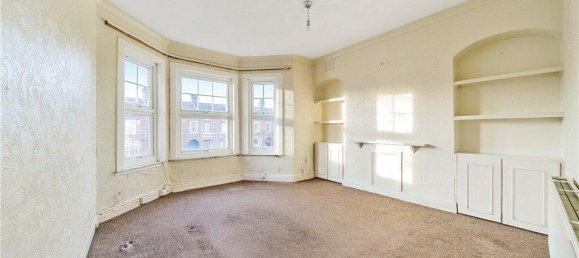 2 bedrooms Apartment in London, United Kingdom No. 7691 2