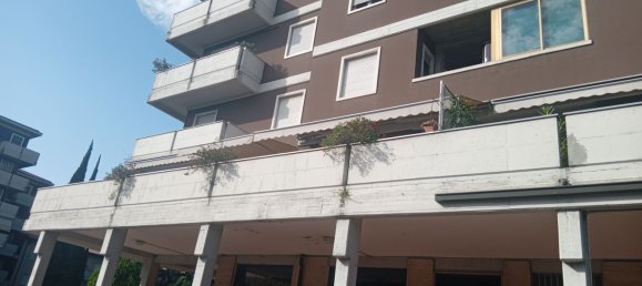 4 rooms Apartment in Brescia, Italy No. 294960 35