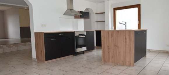 2 bedrooms Apartment in Marly, France No. 69709 3