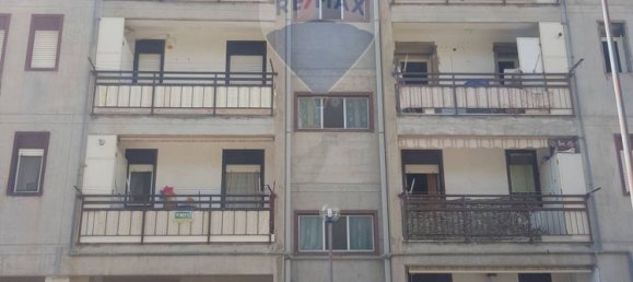 6-salle Appartement à Gela, Italy No. 120196 2