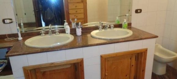 Villa de 8 habitaciónes en Arezzo, Italy No. 70589 6