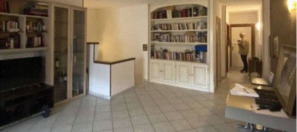 5 bedrooms Duplex in Grosseto, Italy No. 355907 2