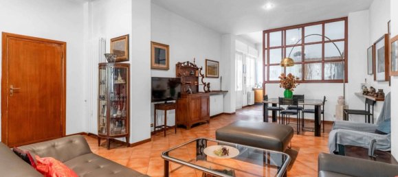 2 bedrooms Apartment in Milan, Italy No. 348602 3