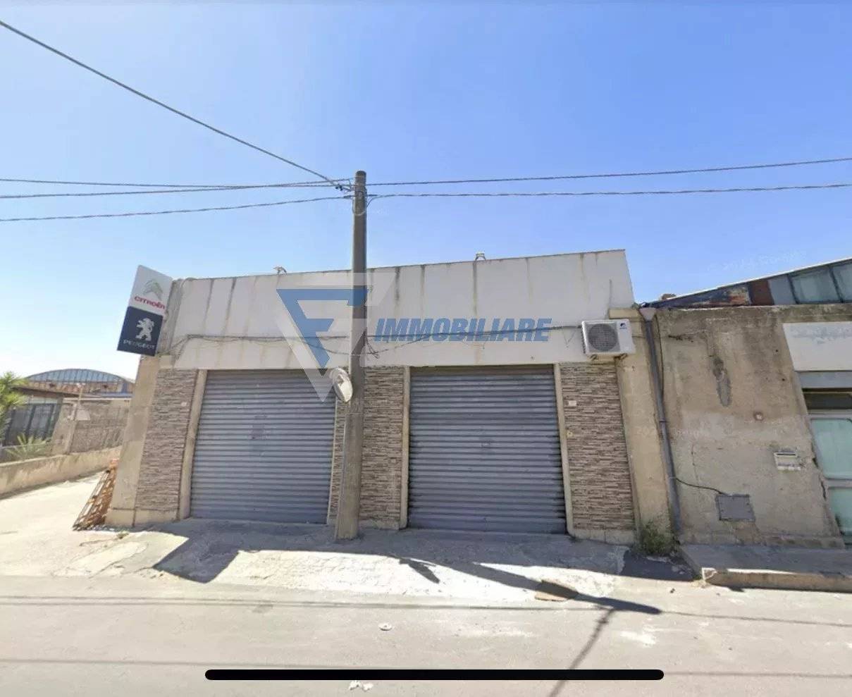  عقار تجاري في Syracuse, Italy 100متر مربع رقم 290732