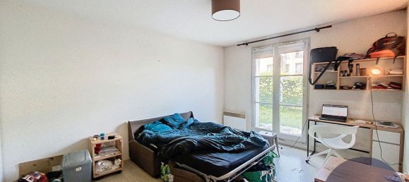 Studio in Blois, France, Nr. 66652 2