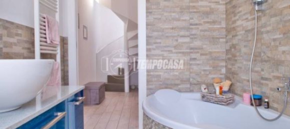 2 Schlafzimmer Penthouse in Vercelli, Italy, Nr. 275474 38