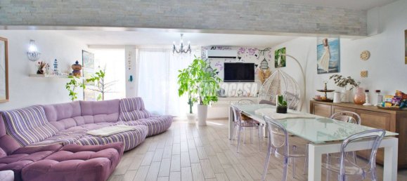 2 Schlafzimmer Penthouse in Vercelli, Italy, Nr. 275474 9