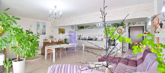 2 Schlafzimmer Penthouse in Vercelli, Italy, Nr. 275474 11