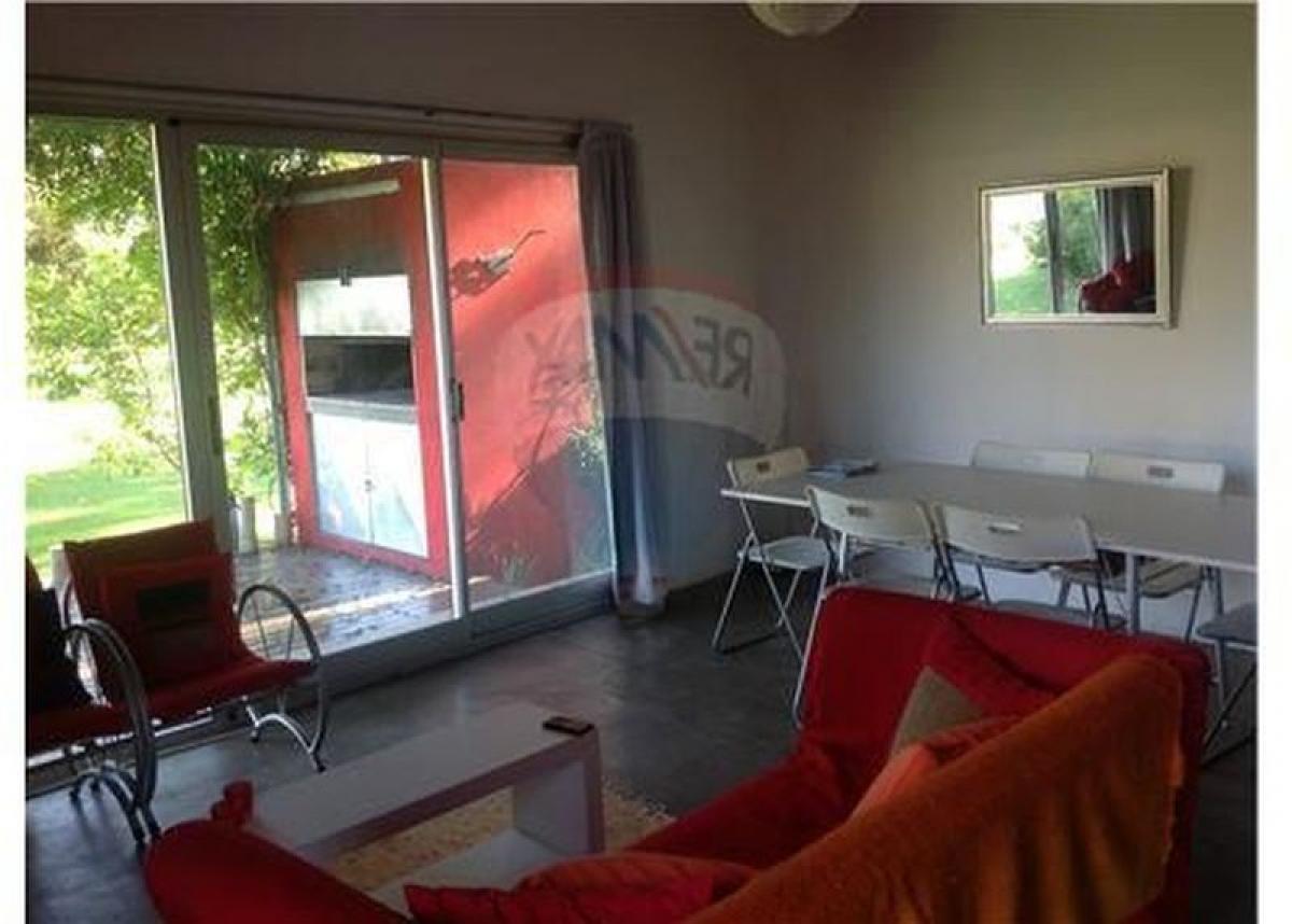 2 bedrooms House in Escobar, Argentina No. 12442