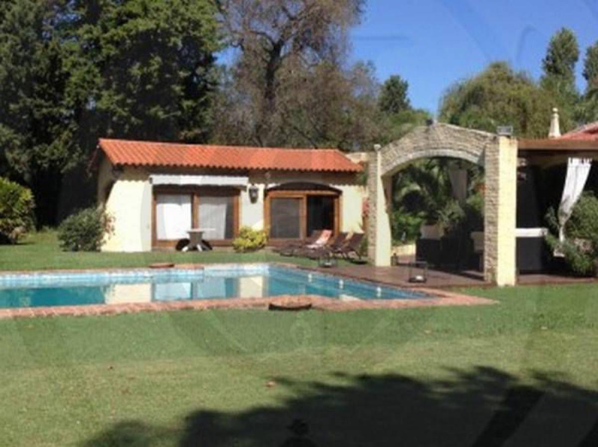 4 غرف نوم منزل في Pilar, Argentina رقم 75756