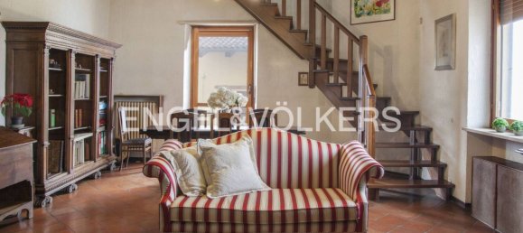 3 bedrooms Villa in Santo Stefano Roero, Italy No. 129721 3