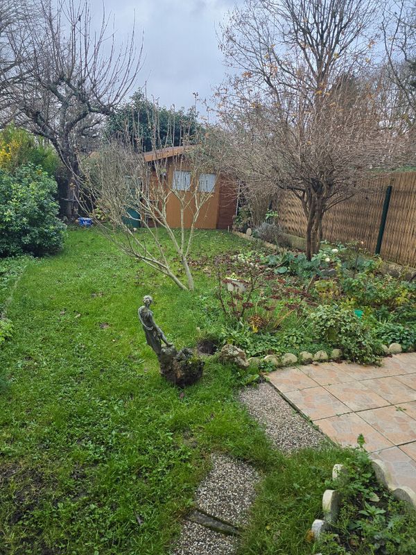 Дом с 4 спальнями в Лезиньи, Франция № 168735