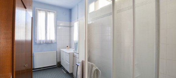 6 bedrooms House in Courbevoie, France No. 165782 52