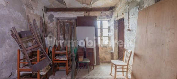 3 bedrooms House in Asti, Italy No. 308794 12