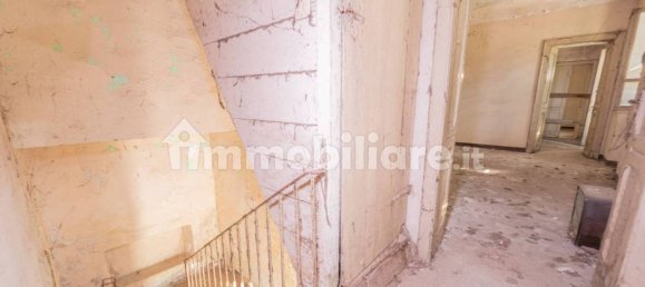 3 bedrooms House in Asti, Italy No. 308794 6