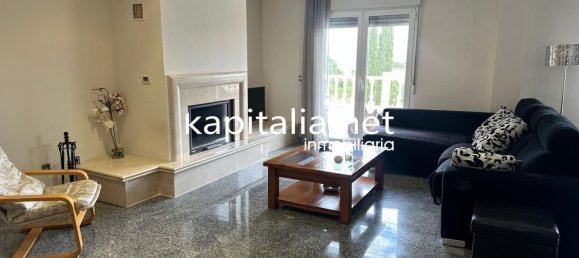 4 bedrooms House in L'Olleria, Spain No. 156439 5