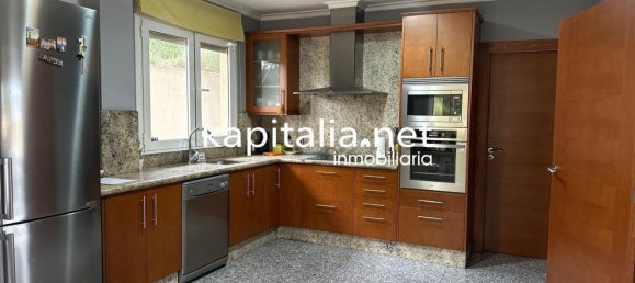 4 bedrooms House in L'Olleria, Spain No. 156439 2