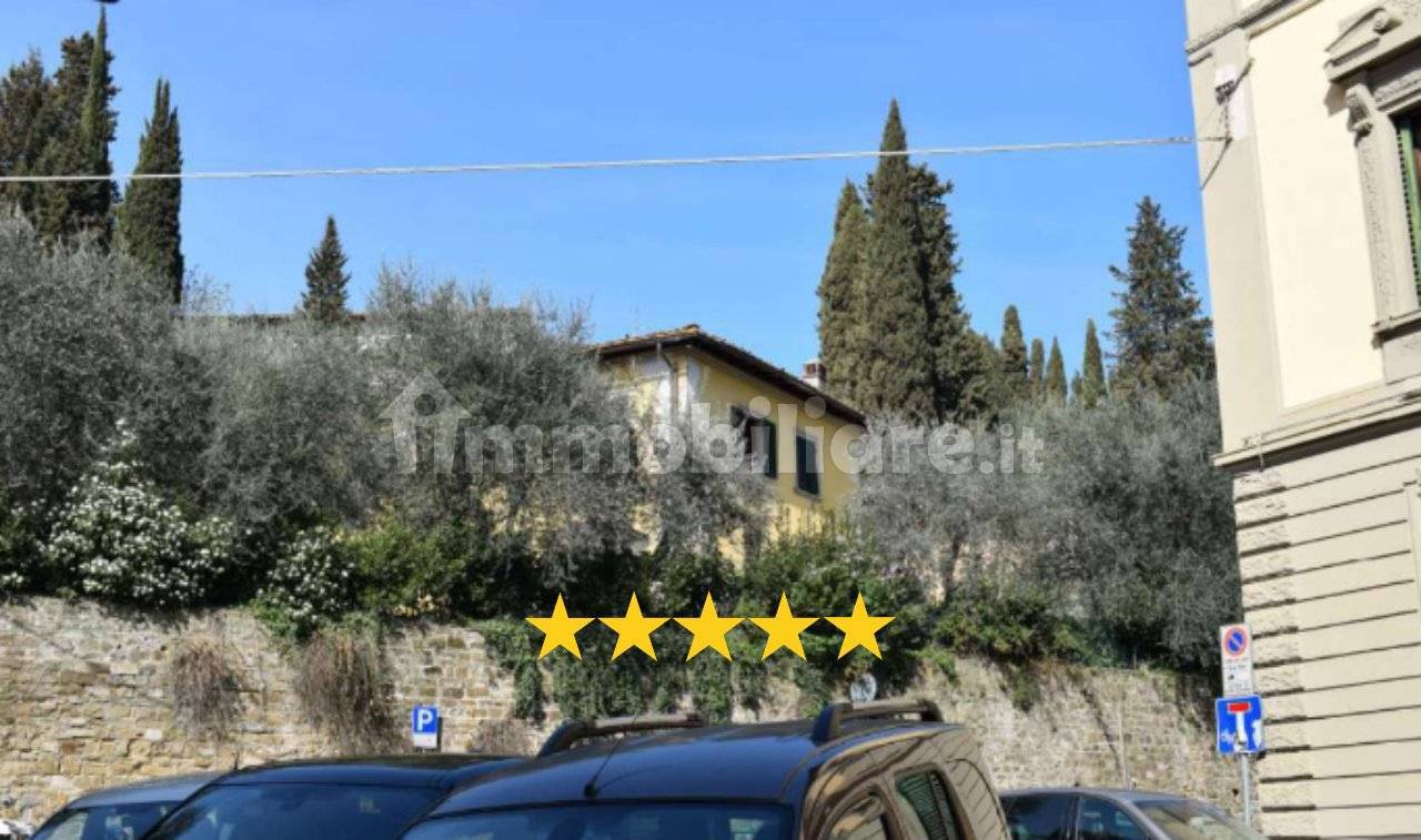 Квартира с 6 спальнями в Флоренция, Италия № 48070