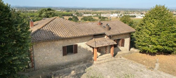 Villa de 4 dormitorios en Cortona, Italy No. 54136 9